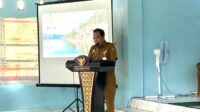 Alfian mewakili Plt.Inspektur Daerah Kalteng selaku Ketua Tim Replikasi Perluasan Percontohan Desa Antikorupsi saat menyampaikan sambutan Plt. Sekda Prov. Kalteng